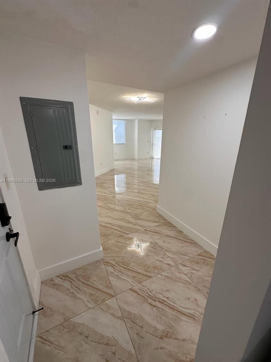 Real estate property located at 4242 2nd St #1116, Miami-dade, Keystone Park Condo, Miami, FL