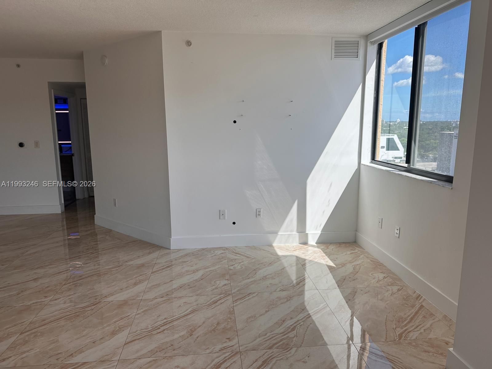 Real estate property located at 4242 2nd St #1116, Miami-dade, Keystone Park Condo, Miami, FL