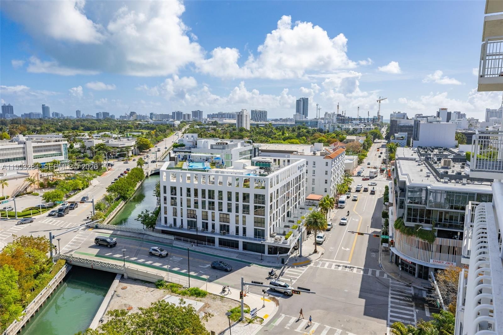 Real estate property located at 1688 West Ave #1205, Miami-dade, West Bay Plaza Condo, Miami Beach, FL
