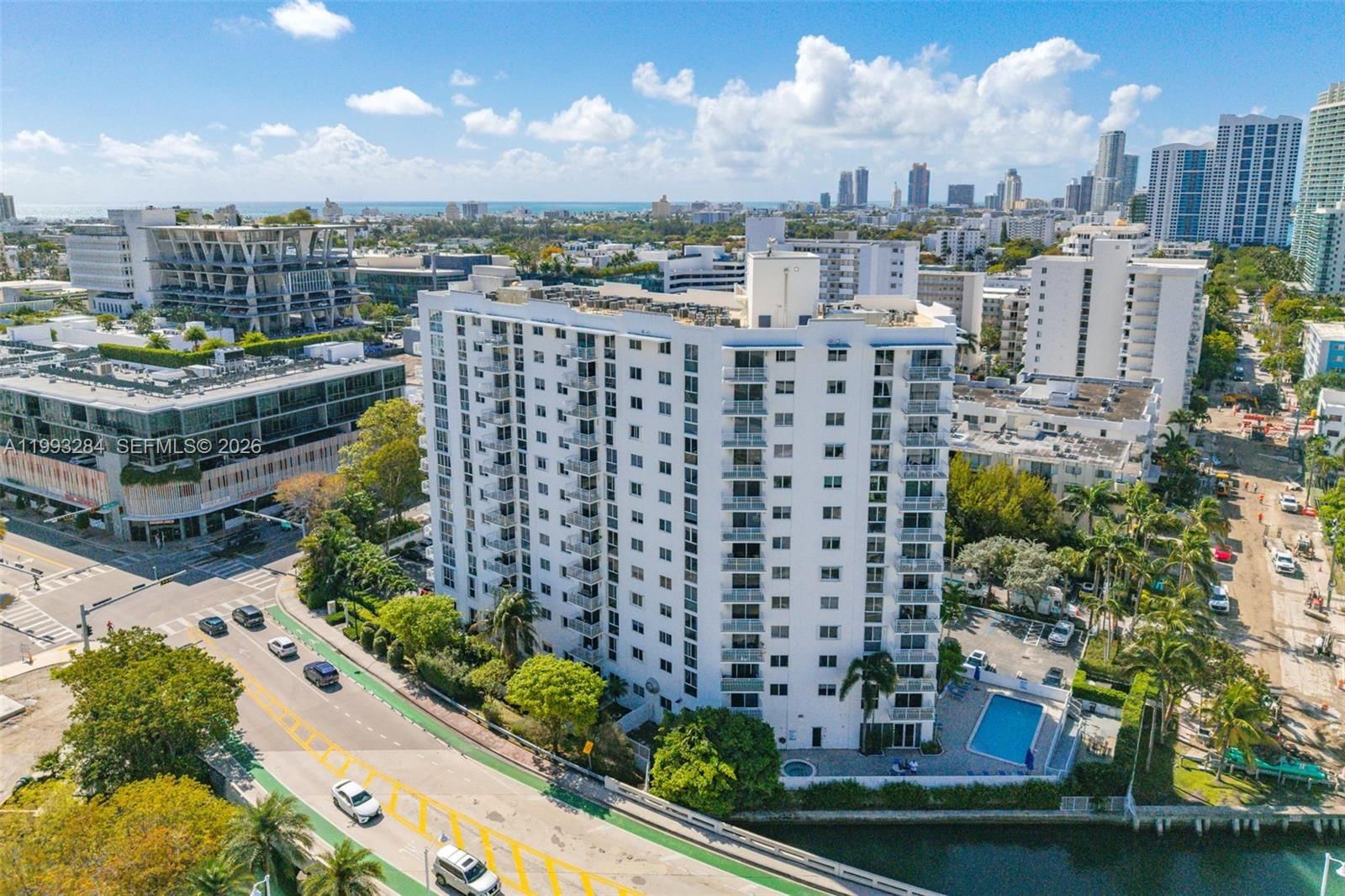 Real estate property located at 1688 West Ave #1205, Miami-dade, West Bay Plaza Condo, Miami Beach, FL