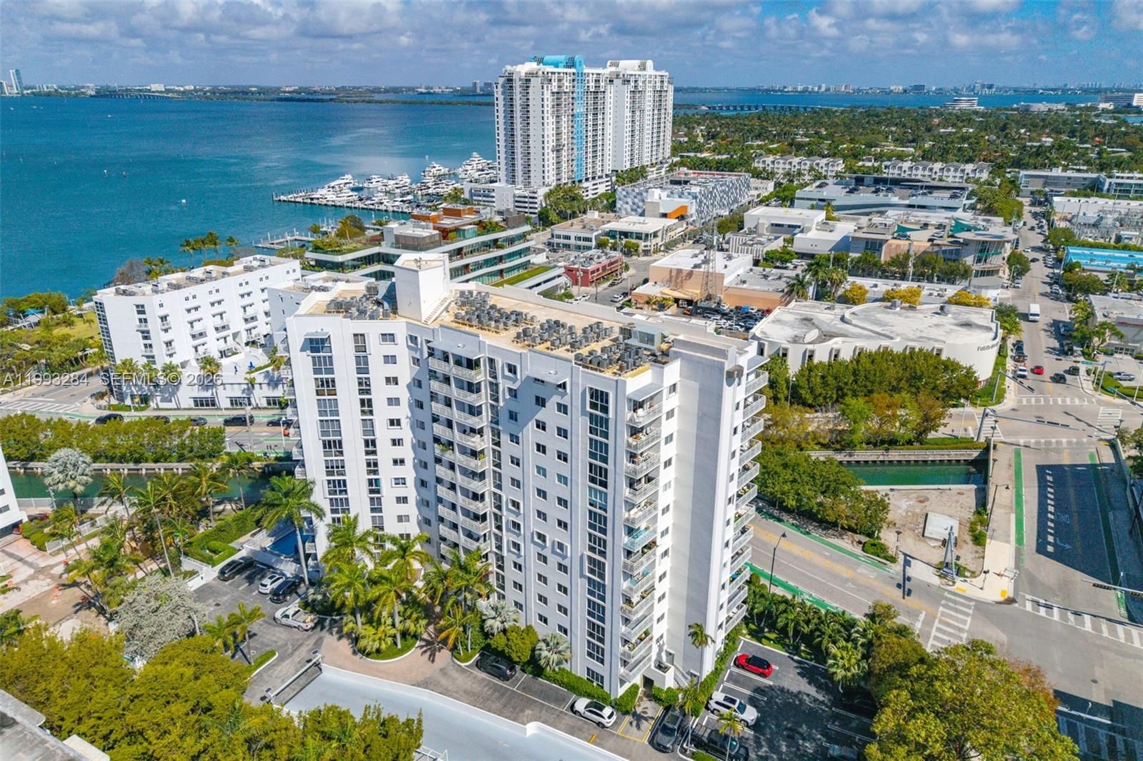 Real estate property located at 1688 West Ave #1205, Miami-dade, West Bay Plaza Condo, Miami Beach, FL