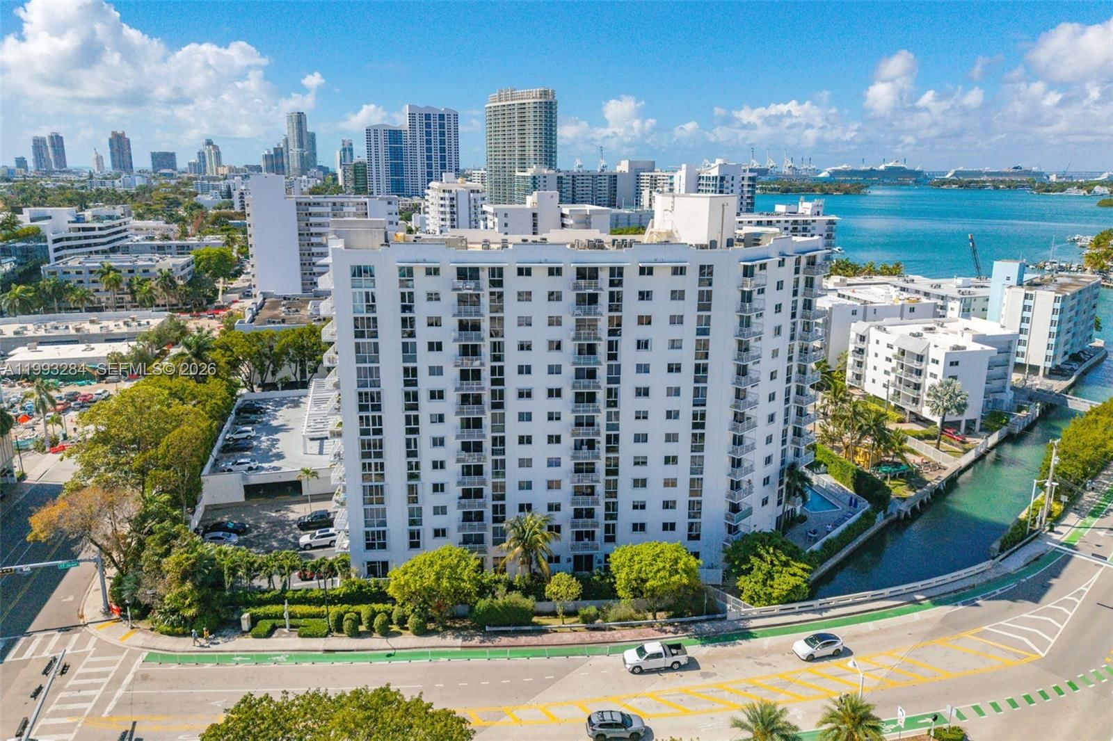 Real estate property located at 1688 West Ave #1205, Miami-dade, West Bay Plaza Condo, Miami Beach, FL