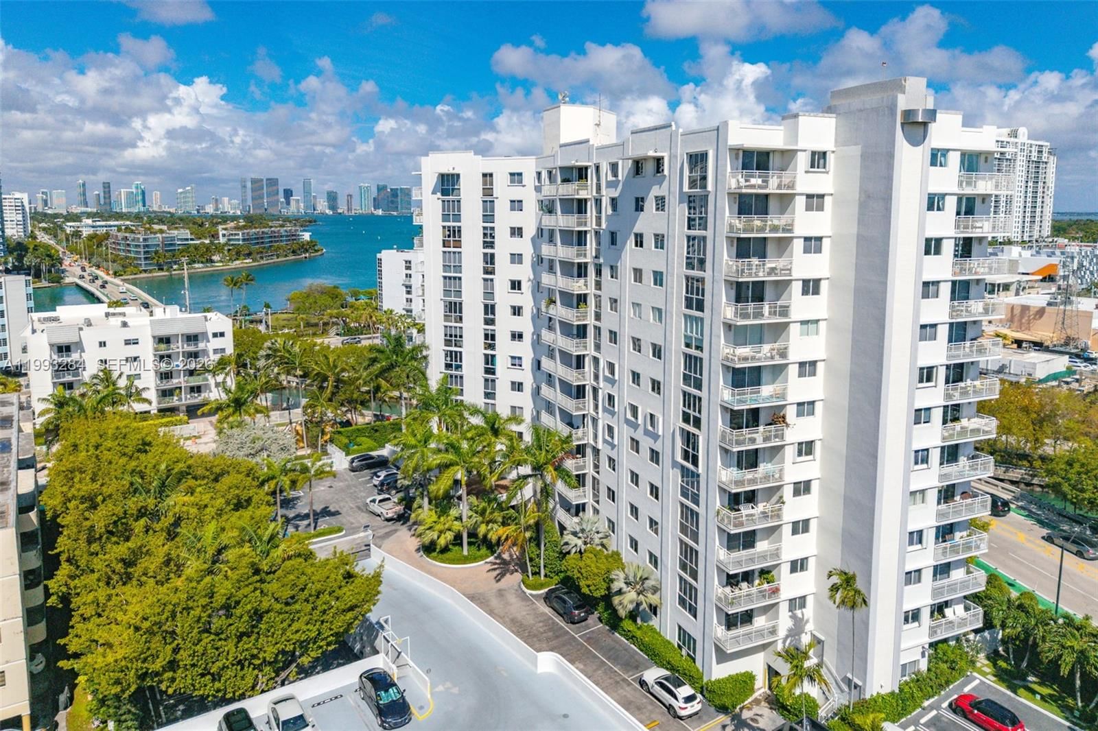 Real estate property located at 1688 West Ave #1205, Miami-dade, West Bay Plaza Condo, Miami Beach, FL