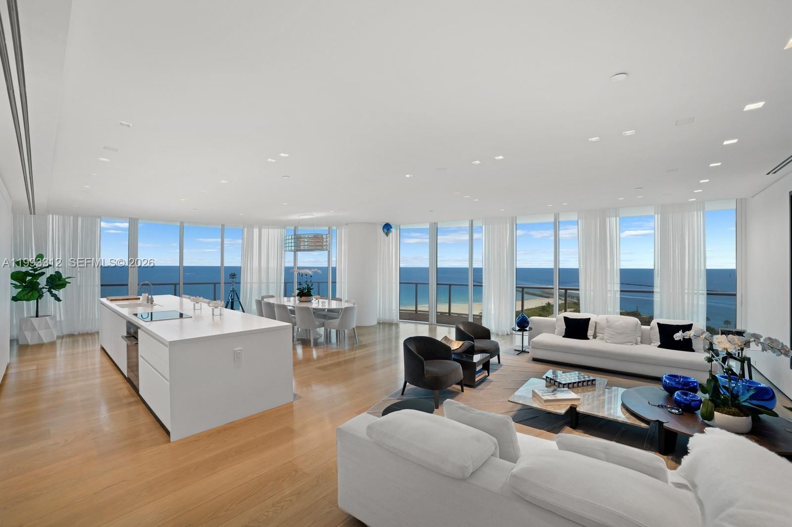 Real estate property located at 100 Pointe Dr #1106/07, Miami-dade, Continuum On South Beach, Miami Beach, FL