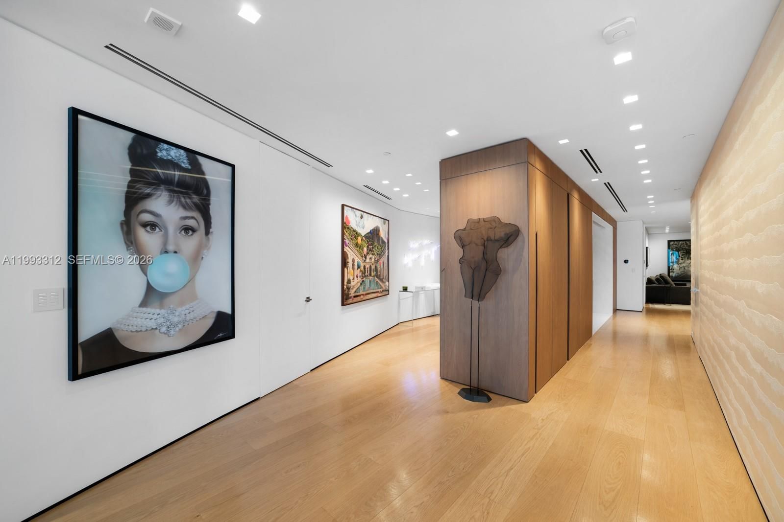 Real estate property located at 100 Pointe Dr #1106/07, Miami-dade, Continuum On South Beach, Miami Beach, FL