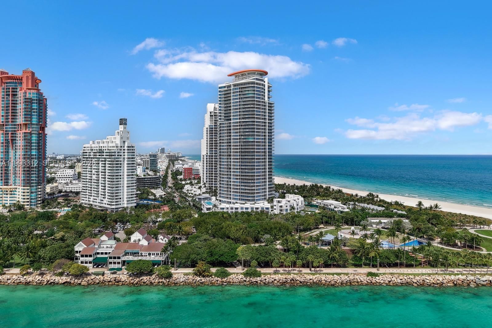 Real estate property located at 100 Pointe Dr #1106/07, Miami-dade, Continuum On South Beach, Miami Beach, FL