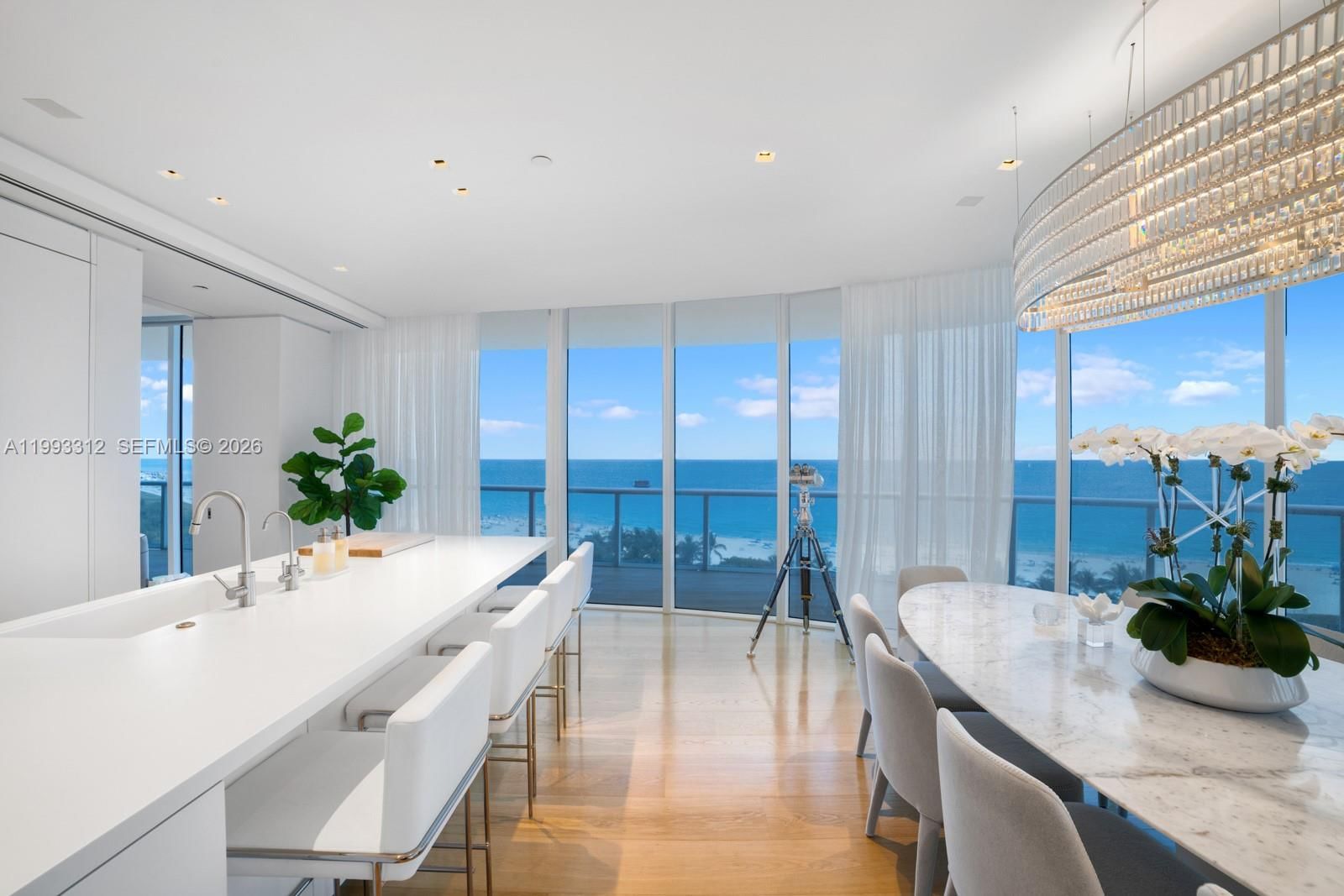 Real estate property located at 100 Pointe Dr #1106/07, Miami-dade, Continuum On South Beach, Miami Beach, FL