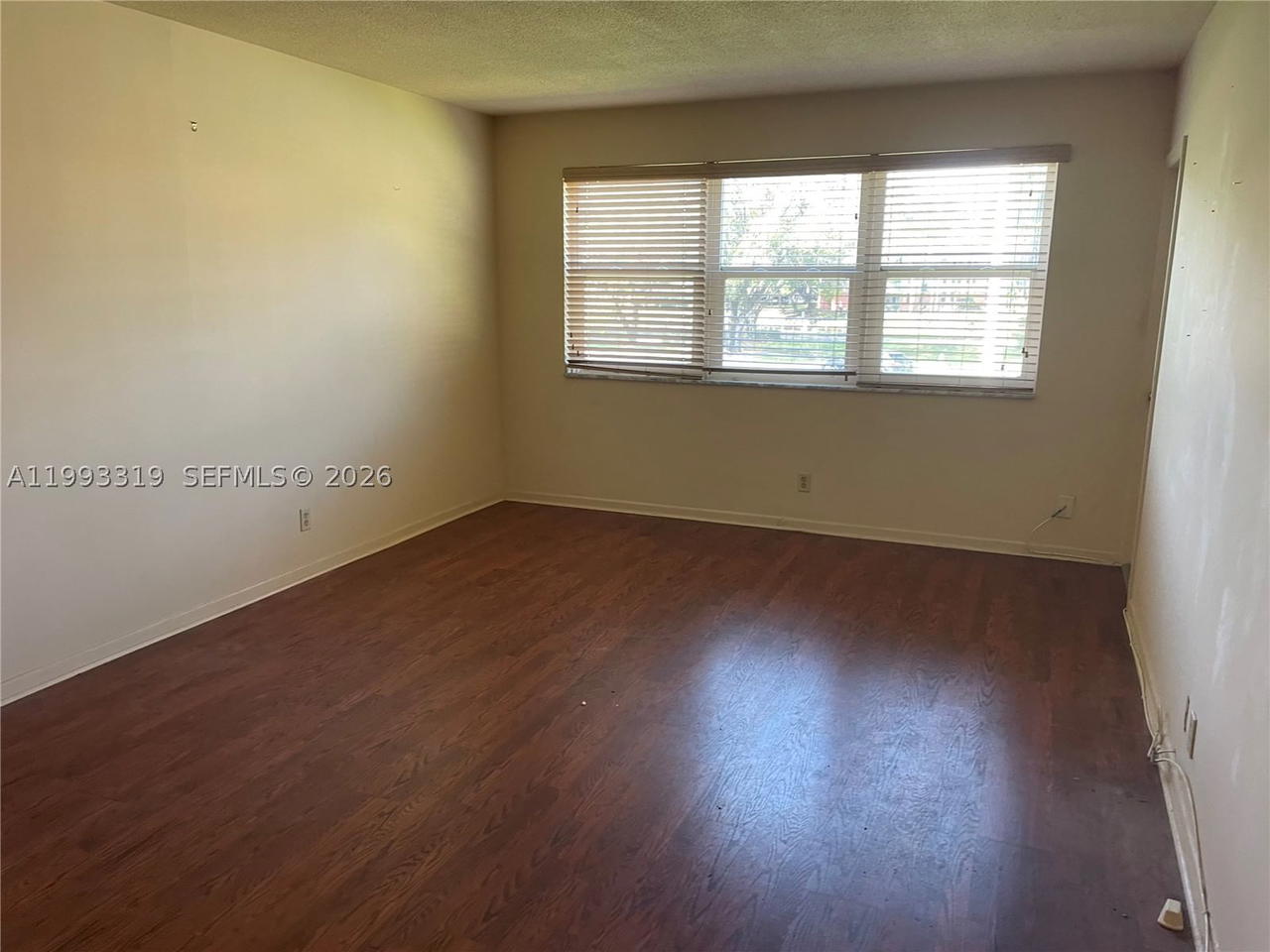 Real estate property located at 2300 Park Ln #208, Broward, Sheridan Lakes Condo Apts, Hollywood, FL