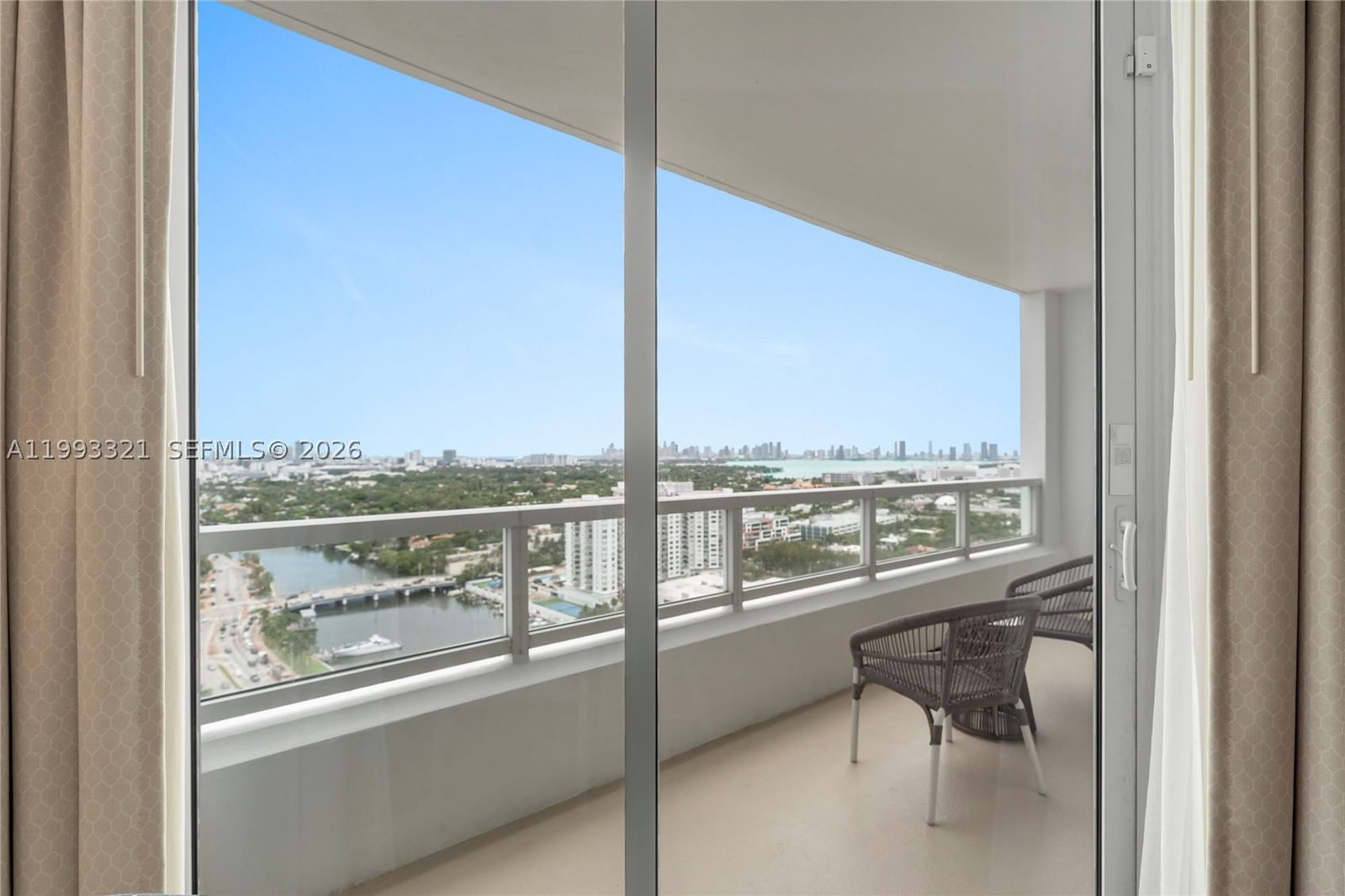 Real estate property located at 4401 Collins Ave #2610/2612, Miami-dade, Fontainebleau Ii Tresor, Miami Beach, FL