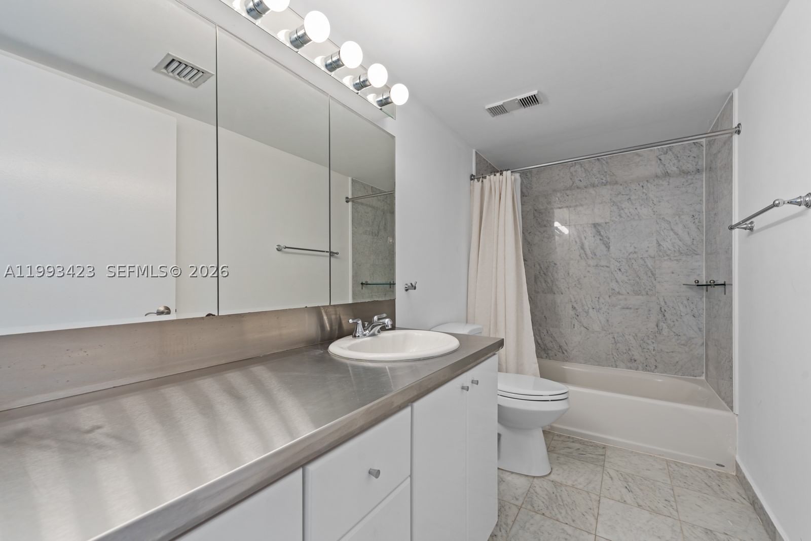 Real estate property located at 1623 Collins Ave #318, Miami-dade, The Georgian Condo, Miami Beach, FL