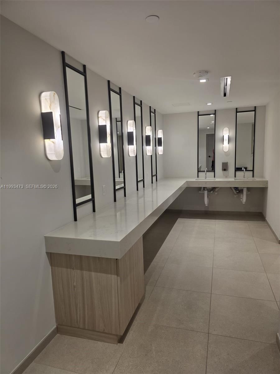 Real estate property located at 225 Miami Ave #910, Miami-dade, District 225, Miami, FL