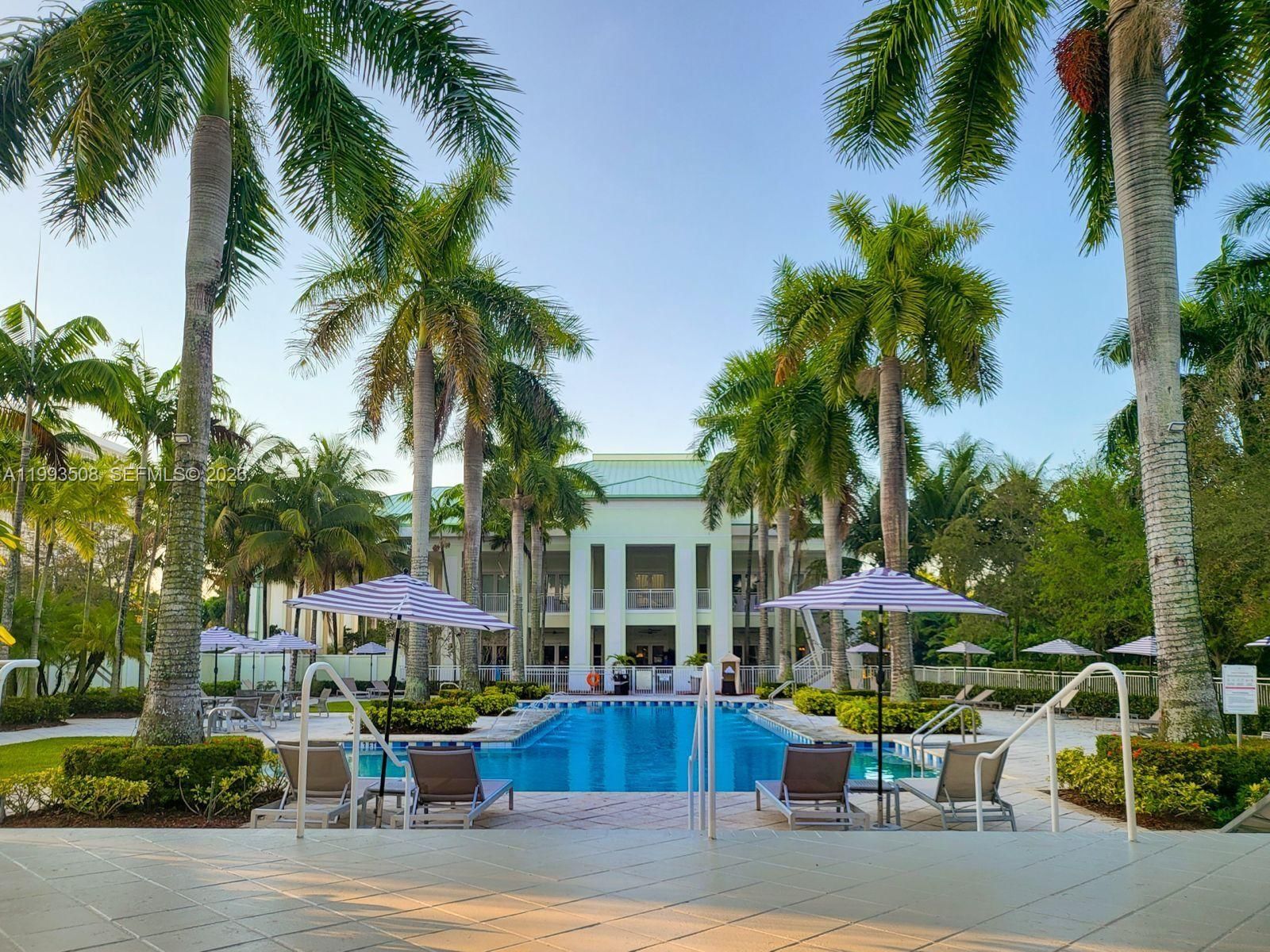 Real estate property located at 5300 87th Ave #404, Miami-dade, The Blue A Resort Hotel C, Doral, FL