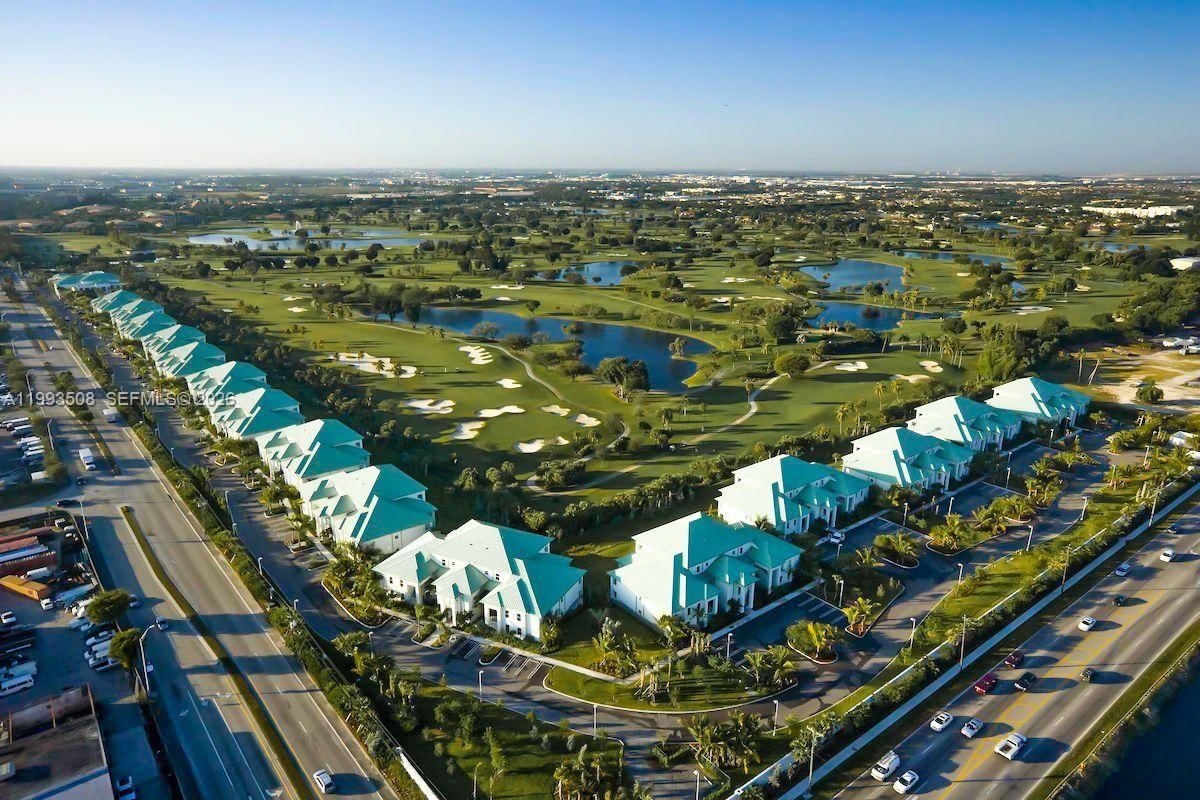 Real estate property located at 5300 87th Ave #404, Miami-dade, The Blue A Resort Hotel C, Doral, FL