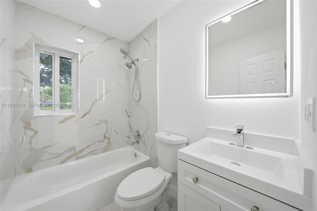 Real estate property located at 2410 155th Ter, Miami-dade, Bunche Park, Miami Gardens, FL