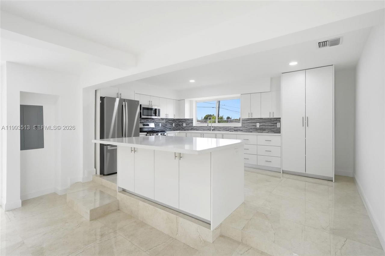 Real estate property located at 2410 155th Ter, Miami-dade, Bunche Park, Miami Gardens, FL