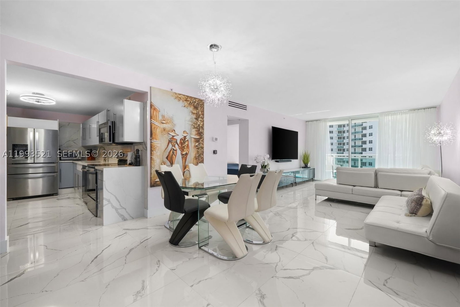 Real estate property located at 3000 Ocean Dr #606, Broward, Residences On Hollywood B, Hollywood, FL