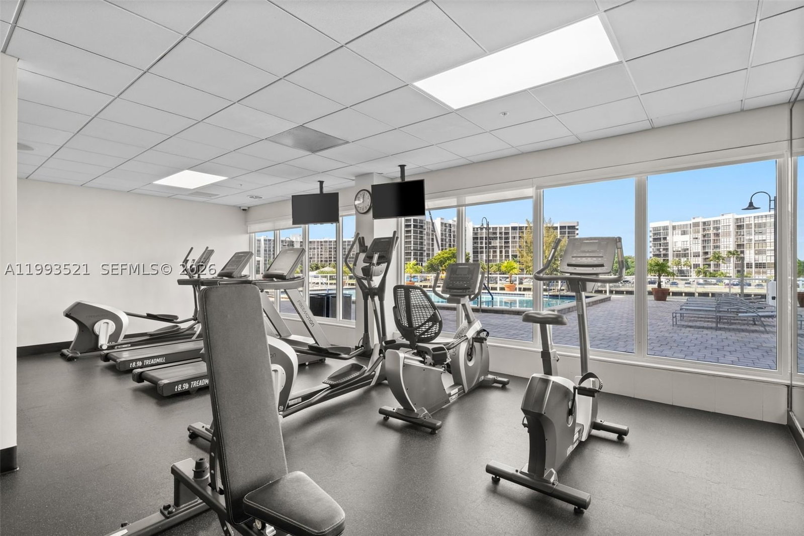Real estate property located at 3000 Ocean Dr #606, Broward, Residences On Hollywood B, Hollywood, FL