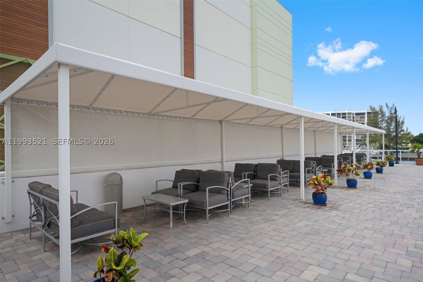 Real estate property located at 3000 Ocean Dr #606, Broward, Residences On Hollywood B, Hollywood, FL