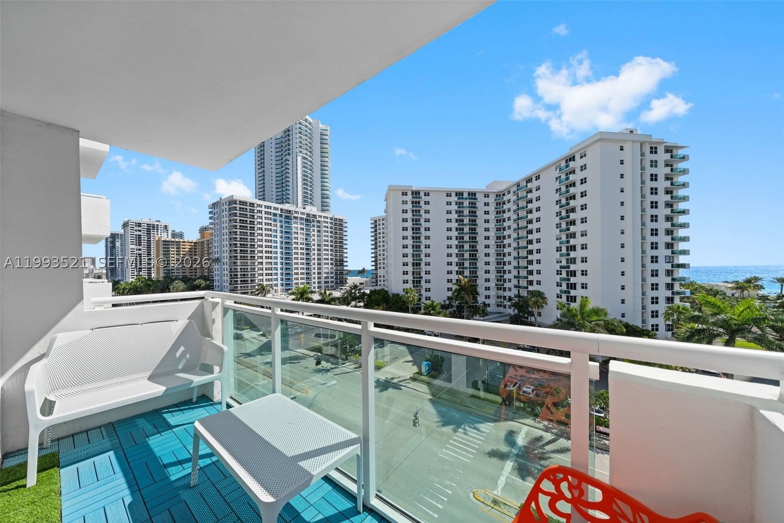 Real estate property located at 3000 Ocean Dr #606, Broward, Residences On Hollywood B, Hollywood, FL