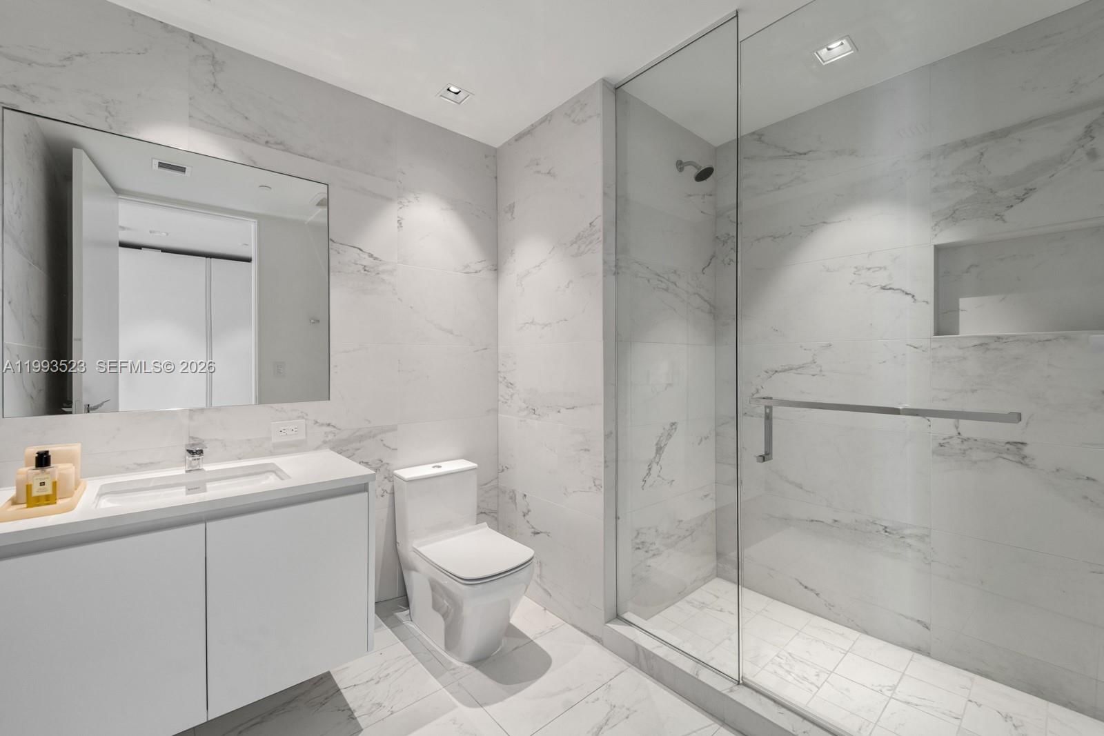 Real estate property located at 1000 Biscayne Blvd #2702, Miami-dade, One Thousand Museum Condo, Miami, FL