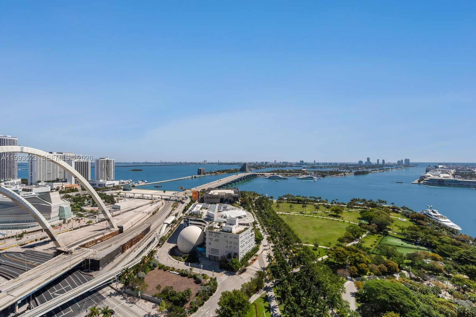 Real estate property located at 1000 Biscayne Blvd #2702, Miami-dade, One Thousand Museum Condo, Miami, FL
