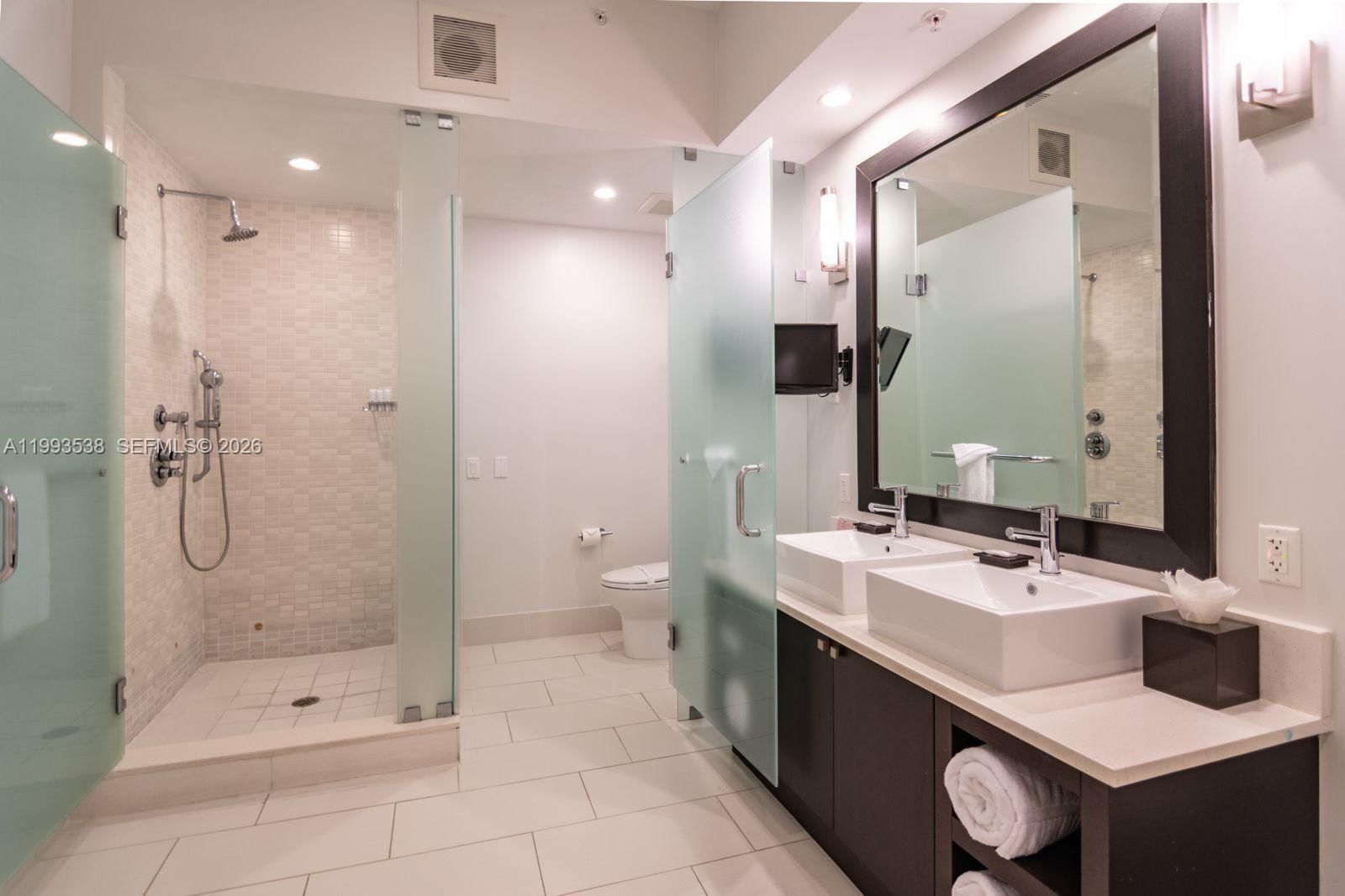 Real estate property located at 5300 87th Ave #1407, Miami-dade, The Blue A Resort Hotel C, Doral, FL