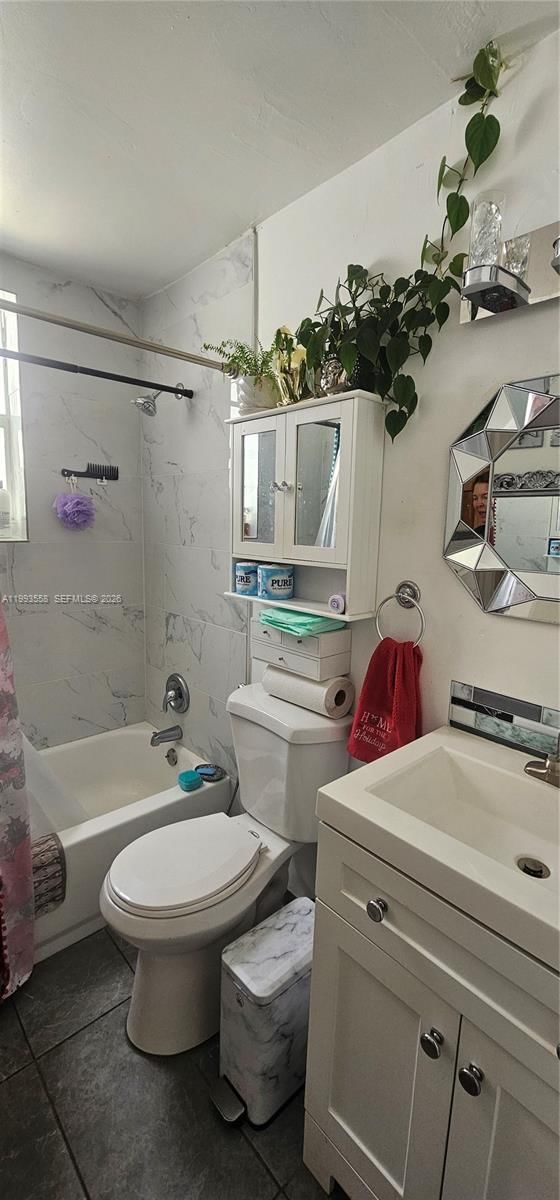 Real estate property located at 516 7th Ct, Miami-dade, Druid Court Sub, Miami, FL