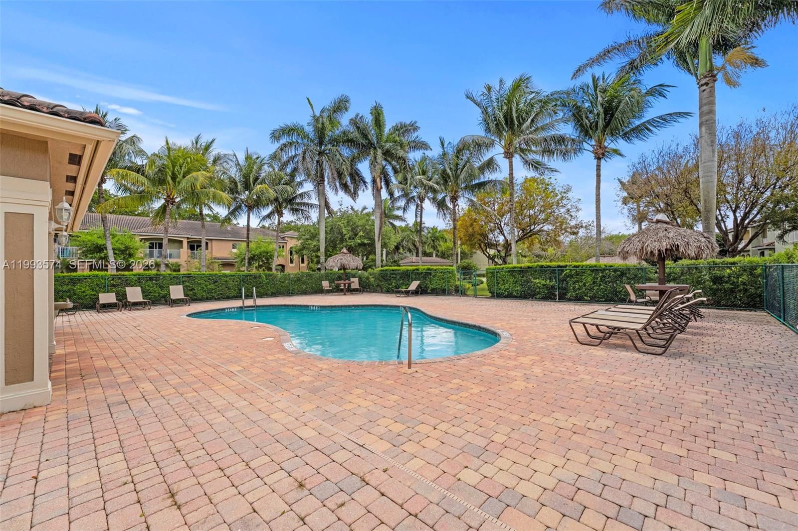Real estate property located at 2338 16th Ter, Miami-dade, Cali Greens, Homestead, FL