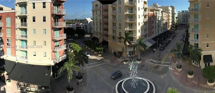 Real estate property located at 7280 89th St D302, Miami-dade, Downtown Dadeland Condo N, Miami, FL
