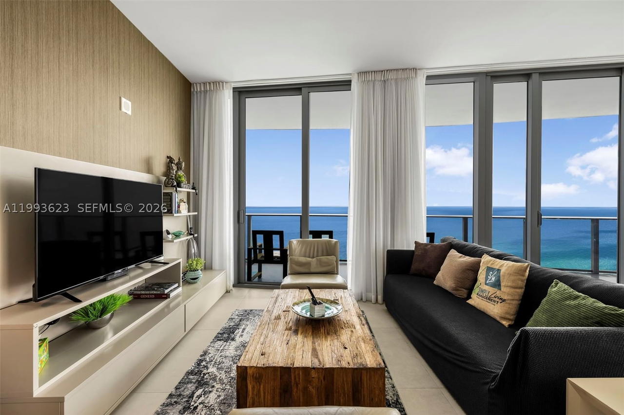 Real estate property located at 4111 Ocean Dr LPH1, Broward, 4111 South Ocean Drive Co, Hollywood, FL