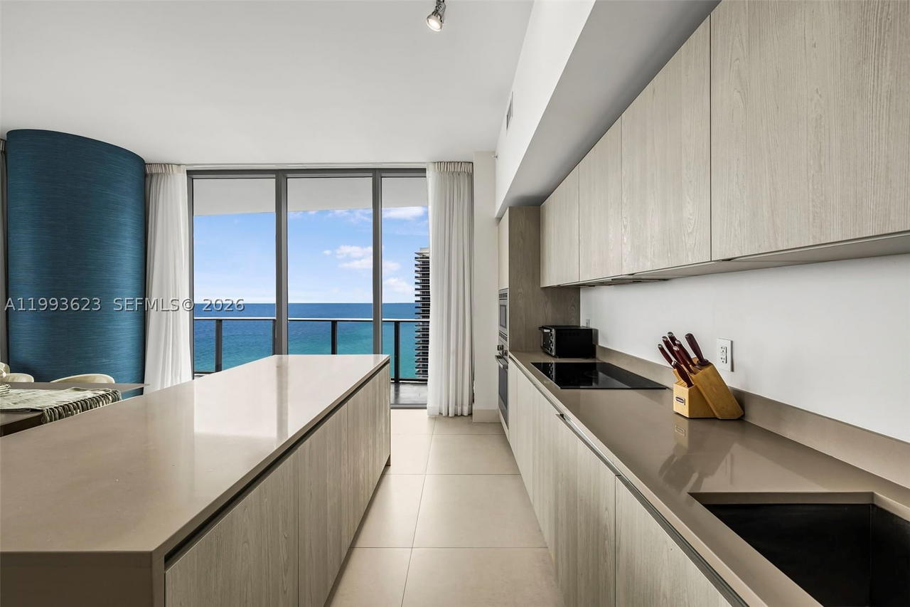 Real estate property located at 4111 Ocean Dr LPH1, Broward, 4111 South Ocean Drive Co, Hollywood, FL