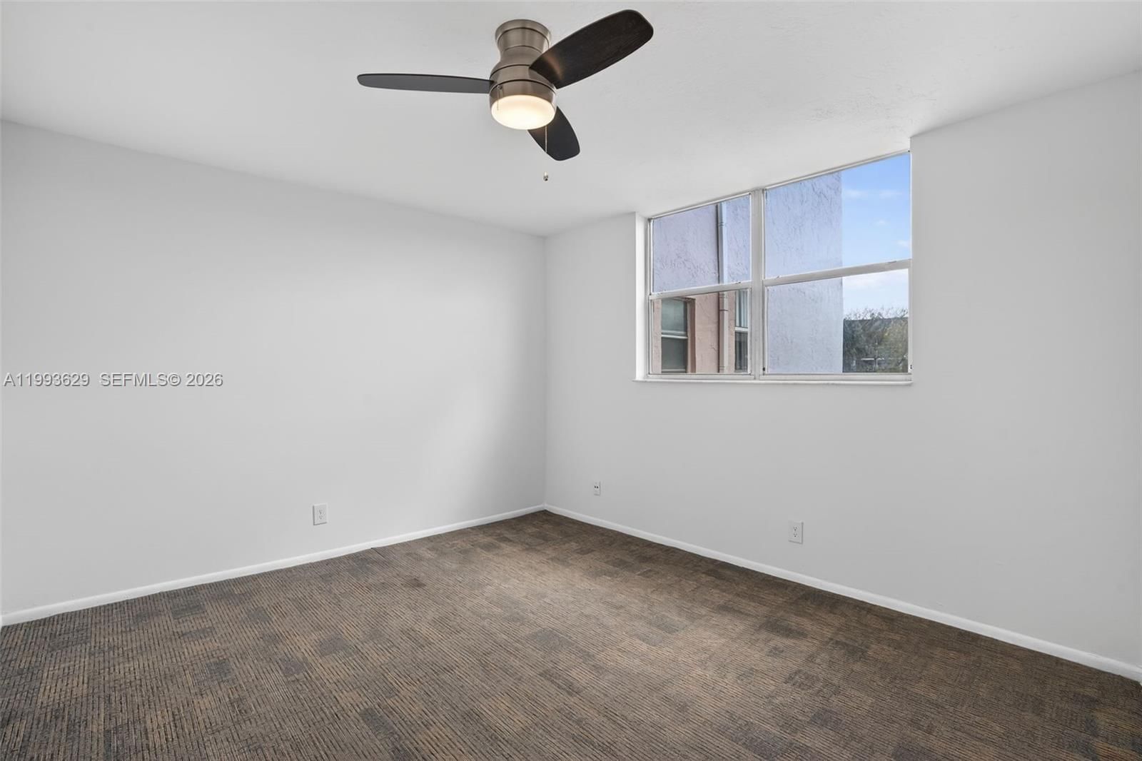 Real estate property located at 2821 Somerset Dr #302, Broward, Somerset No 1 Condo, Lauderdale Lakes, FL