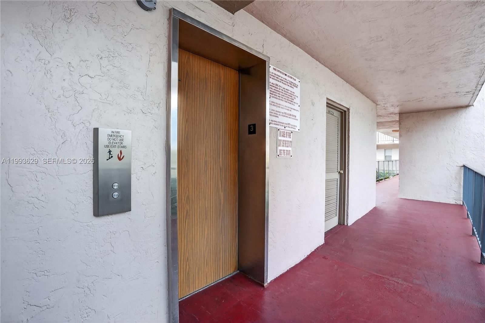 Real estate property located at 2821 Somerset Dr #302, Broward, Somerset No 1 Condo, Lauderdale Lakes, FL