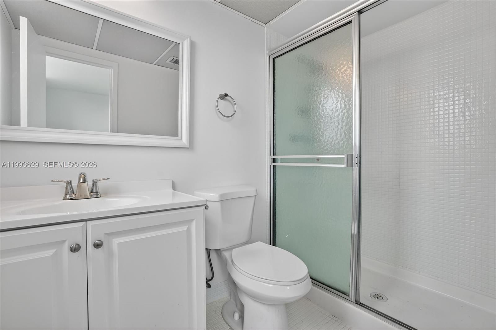 Real estate property located at 2821 Somerset Dr #302, Broward, Somerset No 1 Condo, Lauderdale Lakes, FL