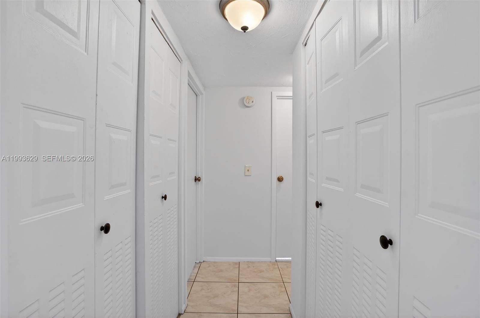 Real estate property located at 2821 Somerset Dr #302, Broward, Somerset No 1 Condo, Lauderdale Lakes, FL