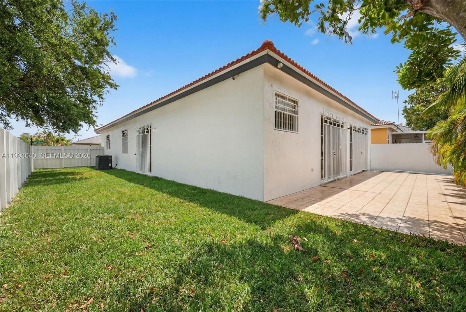 Real estate property located at 8852 147th Ln, Miami-dade, Genesis Estates, Miami Lakes, FL