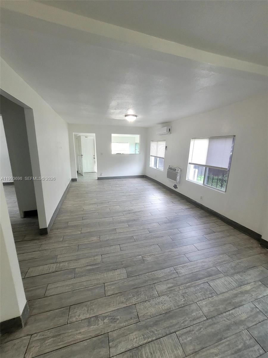 Real estate property located at 5720 Miami Pl, Miami-dade, Dixie Highway Track, Miami, FL