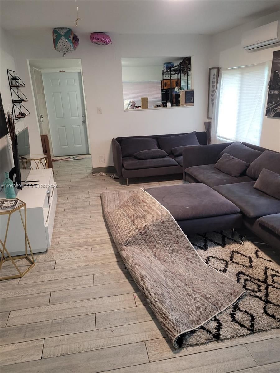 Real estate property located at 5720 Miami Pl, Miami-dade, Dixie Highway Track, Miami, FL