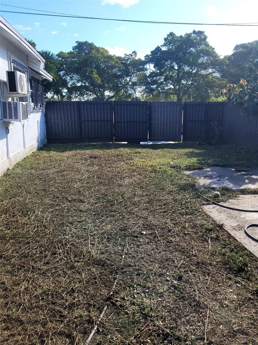 Real estate property located at 5720 Miami Pl, Miami-dade, Dixie Highway Track, Miami, FL