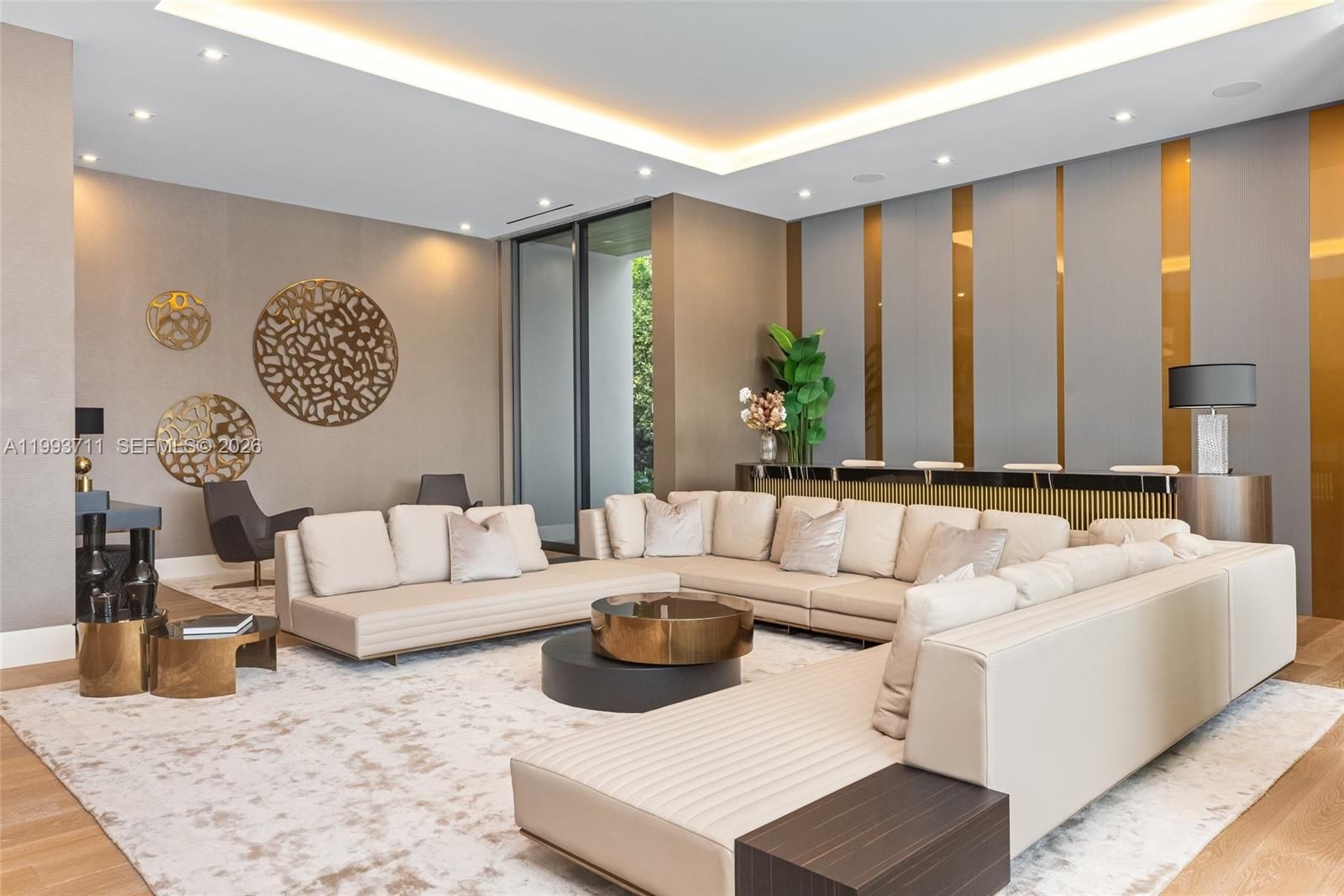 Real estate property located at 2560 Del Lago Dr, Broward, Del Lago Isle, Fort Lauderdale, FL