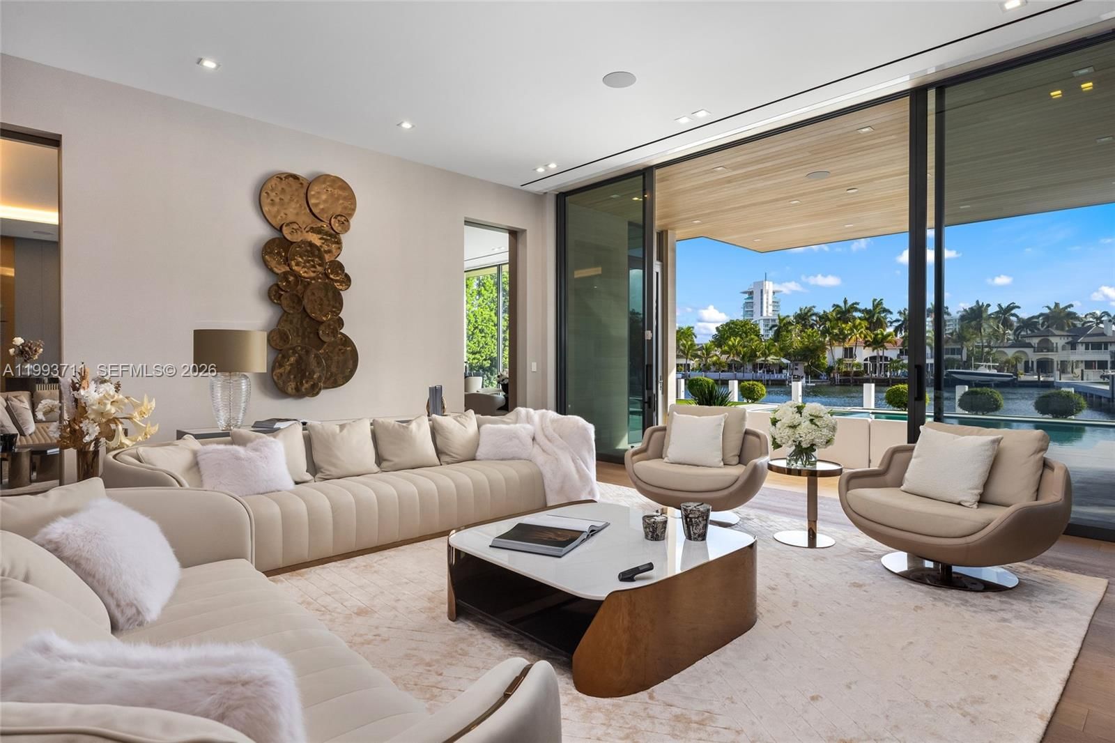 Real estate property located at 2560 Del Lago Dr, Broward, Del Lago Isle, Fort Lauderdale, FL