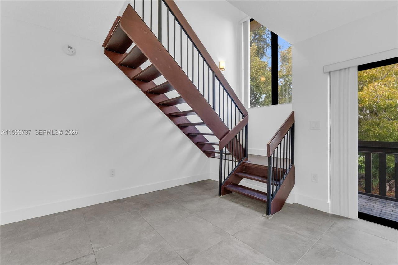 Real estate property located at 425 Park Dr #12, Miami-dade, Indian Summer Village Ii, Miami, FL