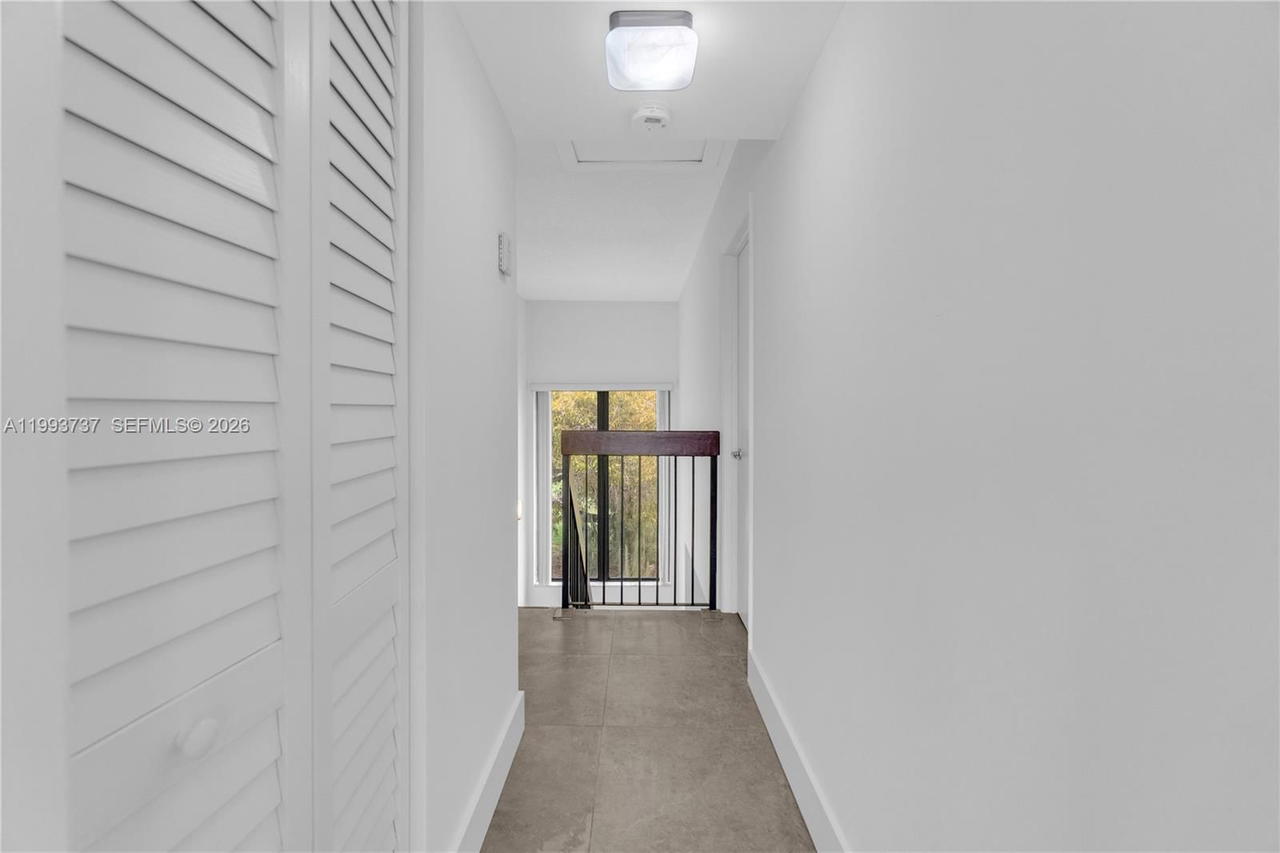 Real estate property located at 425 Park Dr #12, Miami-dade, Indian Summer Village Ii, Miami, FL