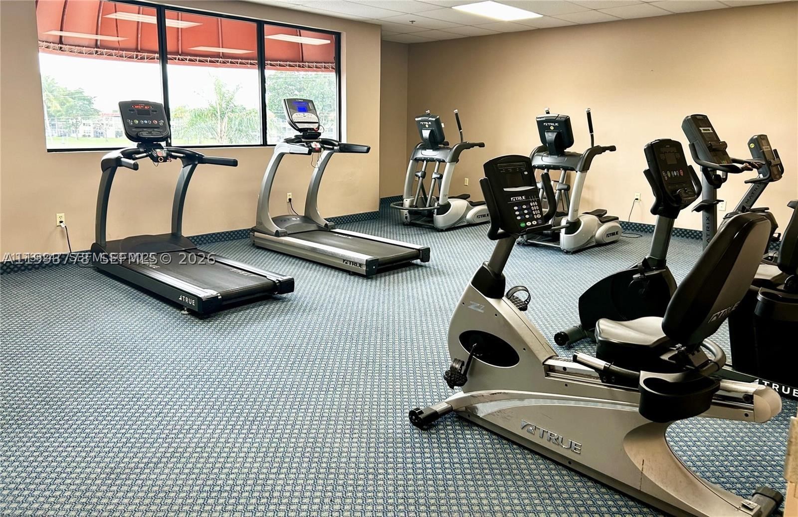 Real estate property located at 411 Hollybrook Dr #105, Broward, Hollybrook Golf And, Pembroke Pines, FL