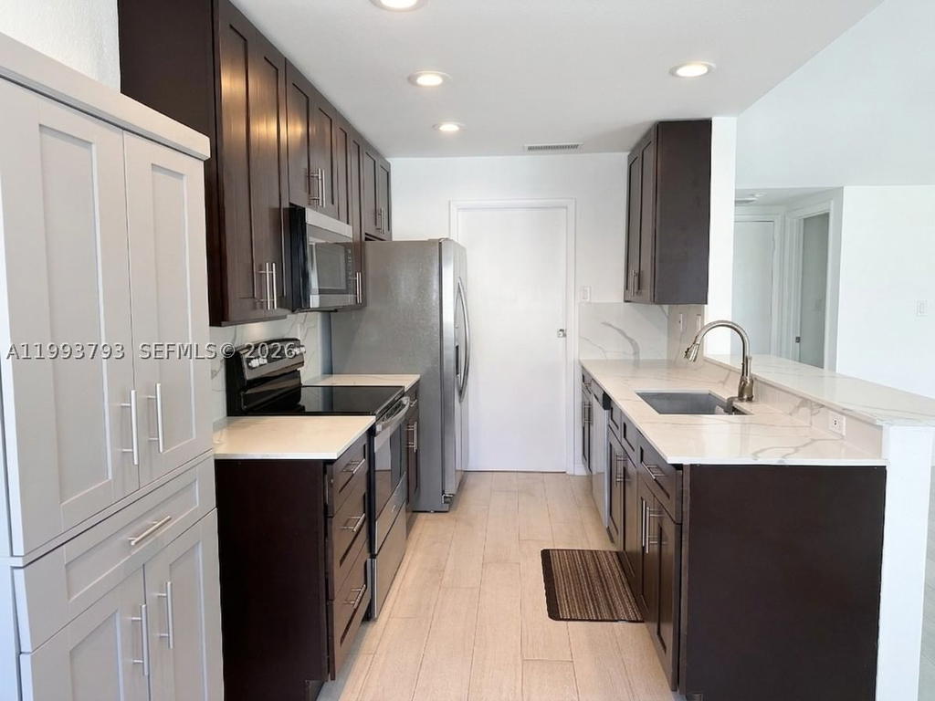 Real estate property located at 10359 209th Ln, Miami-dade, Cutler Creek Club Sec 2, Cutler Bay, FL