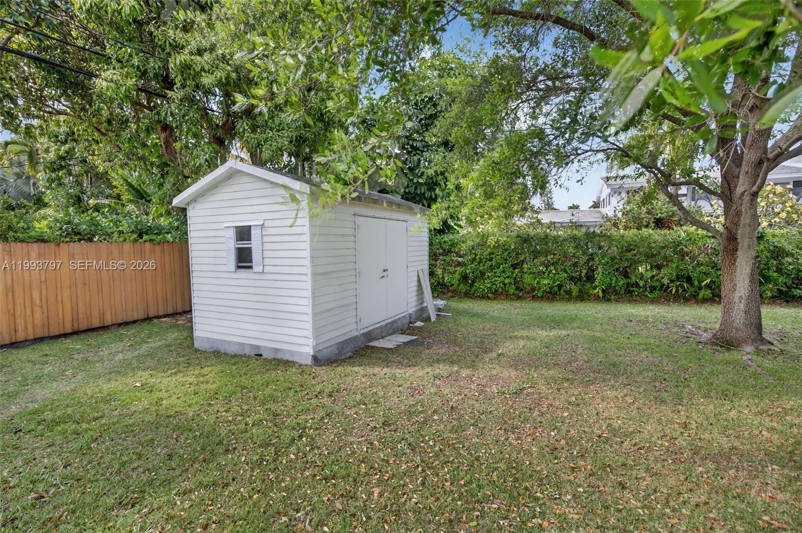Real estate property located at 8125 184th Ter, Miami-dade, Eureka Drive Estates, Cutler Bay, FL