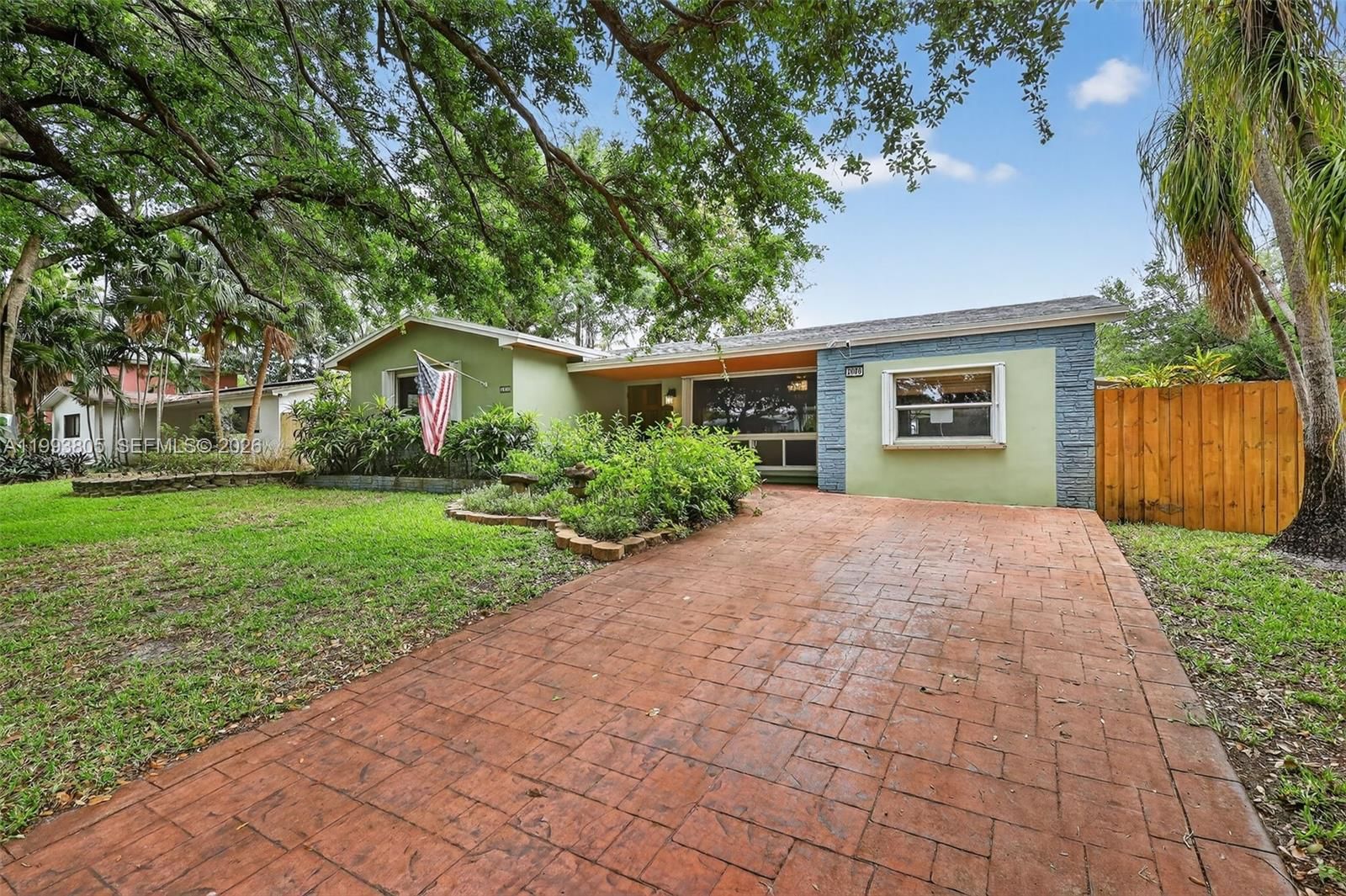 Real estate property located at 2006 38th Ave, Broward, Hollywood Hills, Hollywood, FL