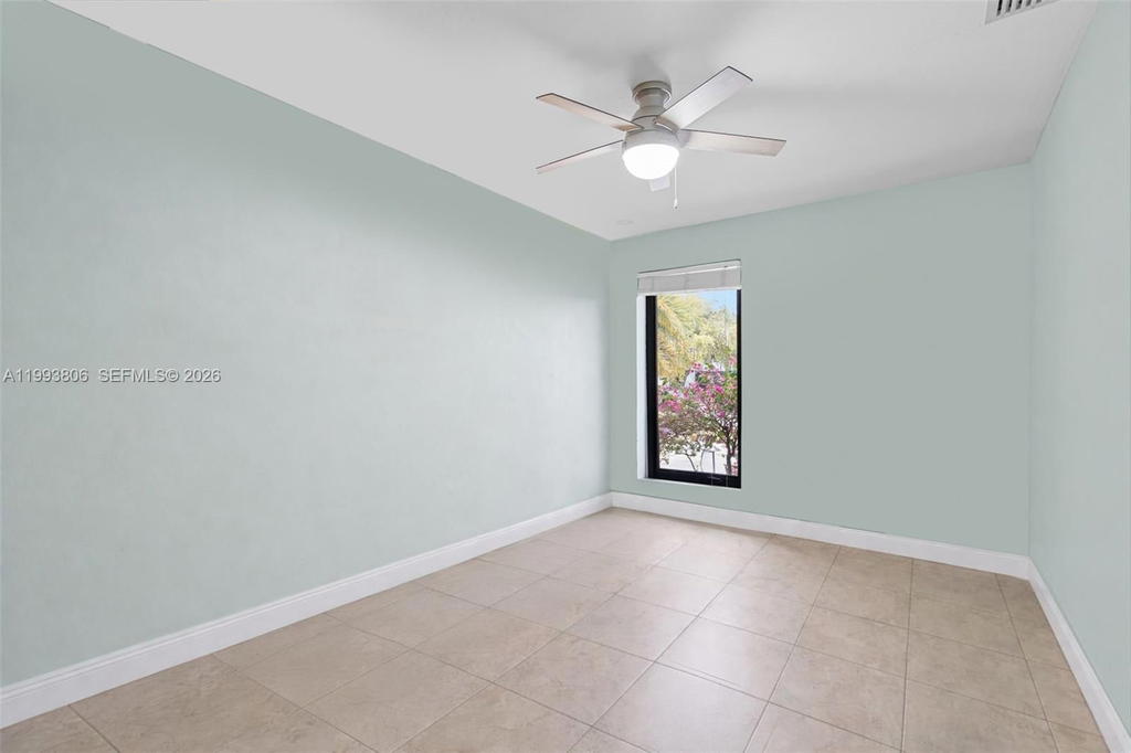 Real estate property located at 9420 192nd Dr, Miami-dade, Whispering Pines Est Sec, Cutler Bay, FL