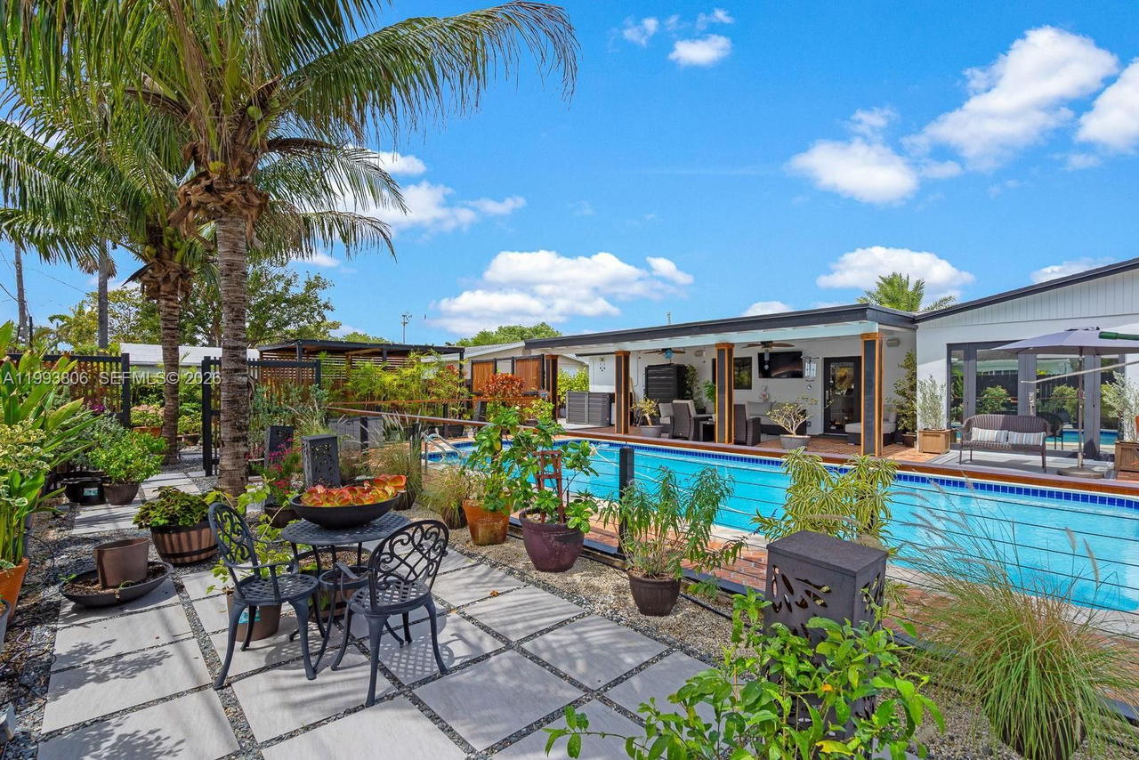 Real estate property located at 9420 192nd Dr, Miami-dade, Whispering Pines Est Sec, Cutler Bay, FL