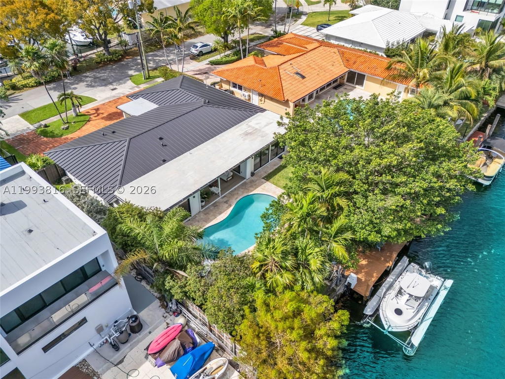 Real estate property located at 2025 Arch Creek Dr, Miami-dade, Keystone Point, North Miami, FL
